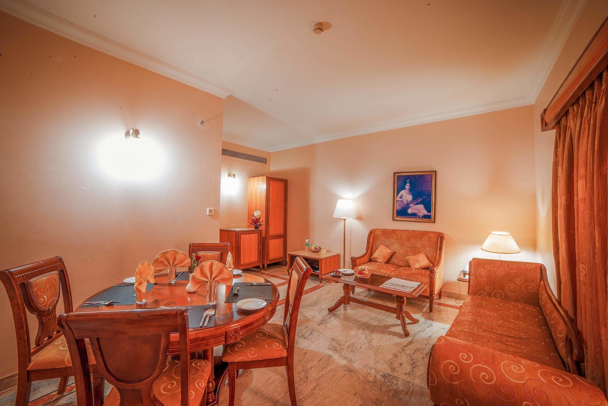Raj Park Hotel Chennai Eksteriør billede