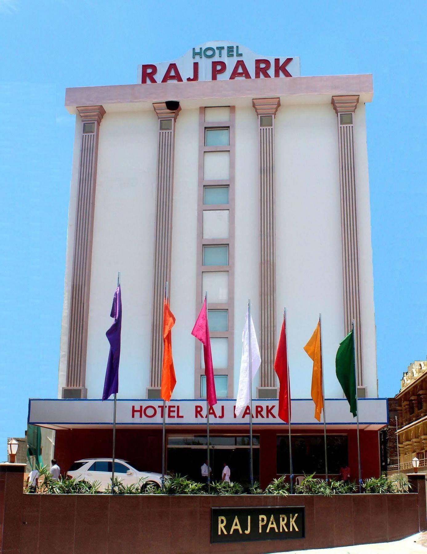 Raj Park Hotel Chennai Eksteriør billede